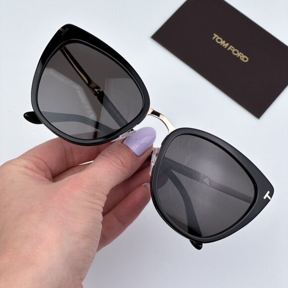 Tom Ford Women BRAND NEW Sunglasses SIMONA Black Gold Smoke Cat Eye FT0717 01A - Picture 2 of 10